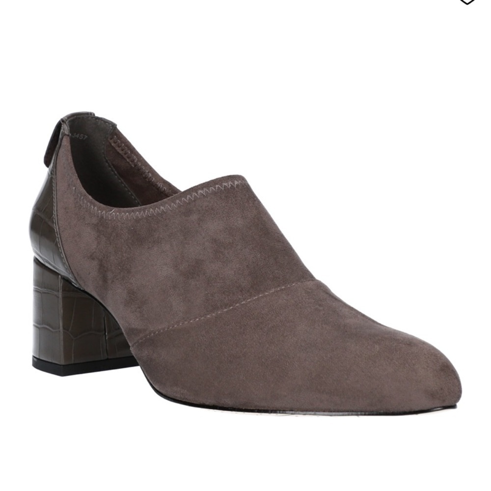 Bella Vita Gray Caraway Shooties Heels Size 9W